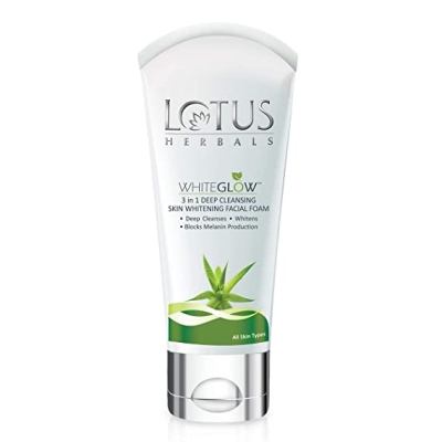 Lotus Herbals WhiteGlow 3 in 1 Deep Cleansing Skin Whitening Facial Foam